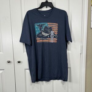 Men's Navy Graphic Tee